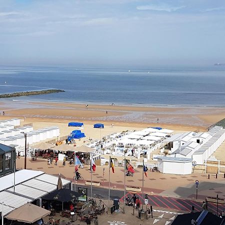 Appartement Met Zeezicht Op Het Van Bunnenplein Knokke-Heist Kültér fotó