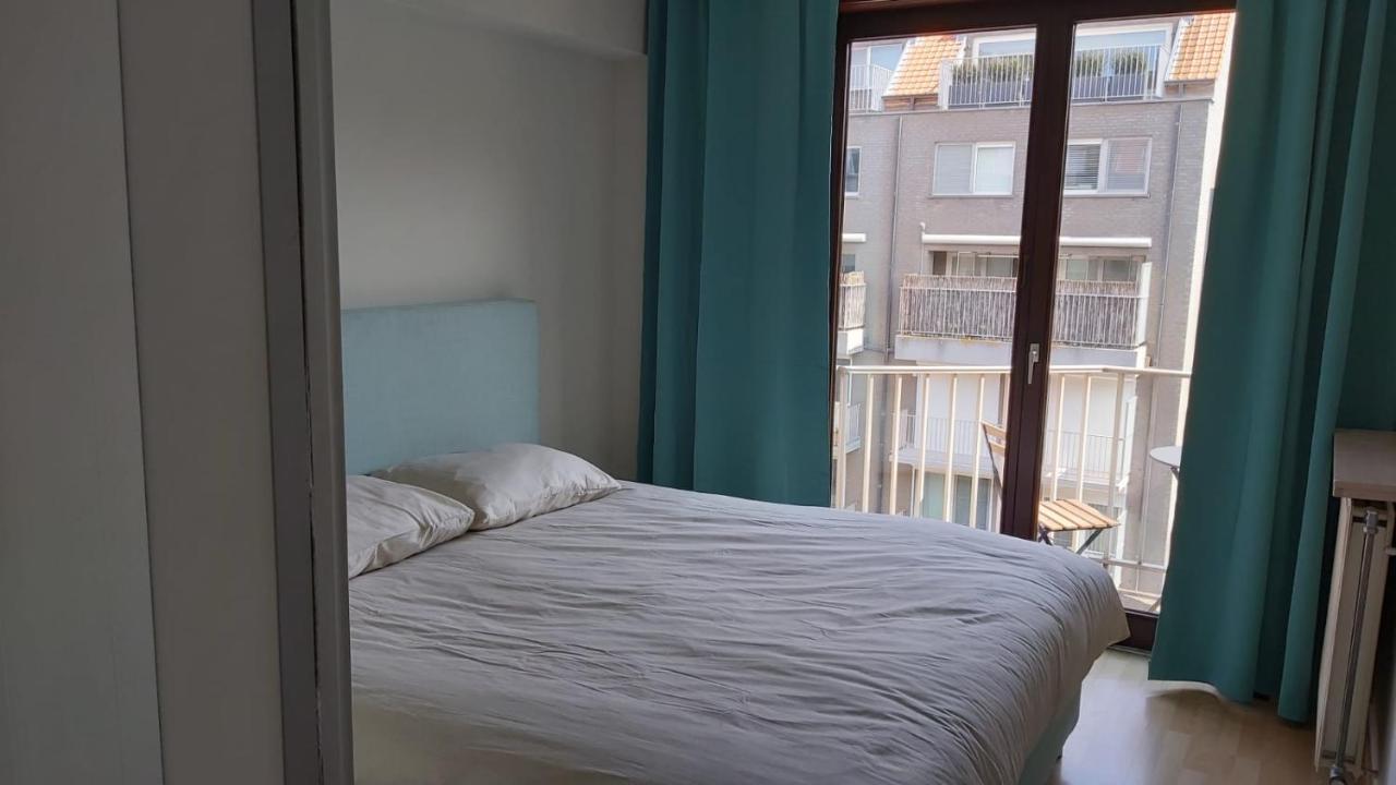 Appartement Met Zeezicht Op Het Van Bunnenplein Knokke-Heist Kültér fotó