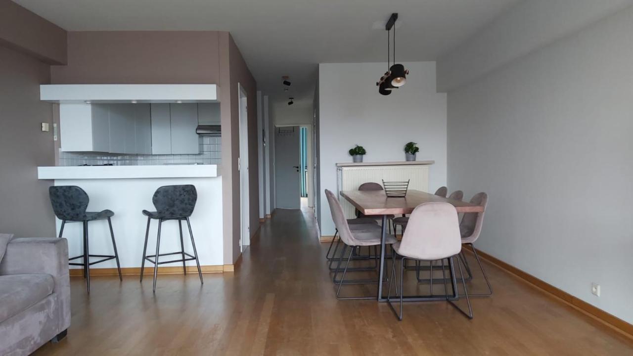 Appartement Met Zeezicht Op Het Van Bunnenplein Knokke-Heist Kültér fotó
